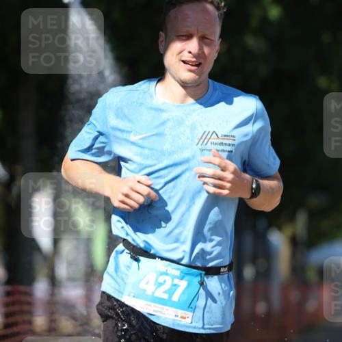 07.09.2025 - 19. Norderstedt Triathlon Michael Strokosch http://msf.ph/oto/8822805 07.09.2025 15:12:55 Laufen 427, 978, 988 meine-sportfotos.de