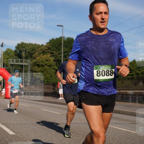 07.09.2025 - BARMER Alsterlauf Yannick Fuchs http://msf.ph/oto/8822808 07.09.2025 09:47:08 Laufen 36, 8088 meine-sportfotos.de