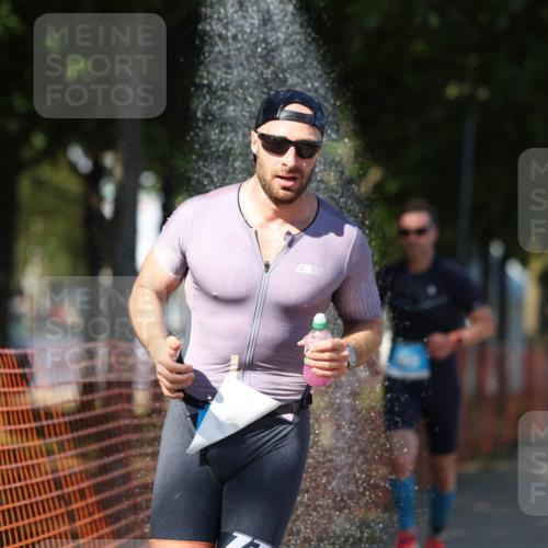 07.09.2025 - 19. Norderstedt Triathlon Michael Strokosch http://msf.ph/oto/8822821 07.09.2025 15:13:04 Laufen 369, 872 meine-sportfotos.de