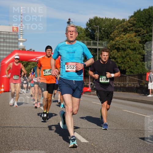07.09.2025 - BARMER Alsterlauf Yannick Fuchs http://msf.ph/oto/8822841 07.09.2025 09:47:10 Laufen 6264, 148, 2429, 552, 6106 meine-sportfotos.de