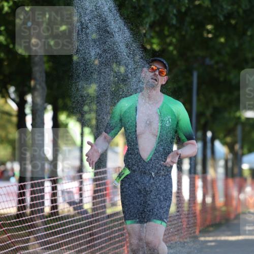 07.09.2025 - 19. Norderstedt Triathlon Michael Strokosch http://msf.ph/oto/8822845 07.09.2025 16:06:45 Laufen 453, 512, 917, 1494 meine-sportfotos.de