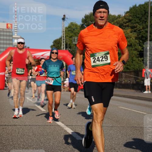 07.09.2025 - BARMER Alsterlauf Yannick Fuchs http://msf.ph/oto/8822858 07.09.2025 09:47:12 Laufen 2025, 260, 6264, 4897, 36, 2429 meine-sportfotos.de