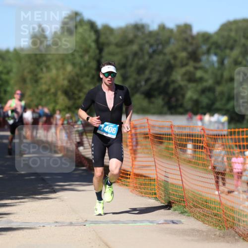 07.09.2025 - 19. Norderstedt Triathlon Michael Strokosch http://msf.ph/oto/8822882 07.09.2025 15:13:24 Laufen 1005, 1034, 1406 meine-sportfotos.de