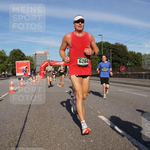 07.09.2025 - BARMER Alsterlauf Yannick Fuchs http://msf.ph/oto/8822911 07.09.2025 09:47:14 Laufen 6264, 2608 meine-sportfotos.de