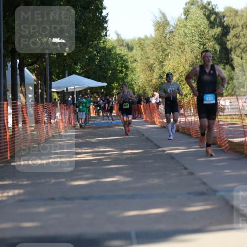 07.09.2025 - 19. Norderstedt Triathlon Michael Strokosch http://msf.ph/oto/8822928 07.09.2025 16:07:24 Laufen 431, 487, 515, 520, 1414 meine-sportfotos.de