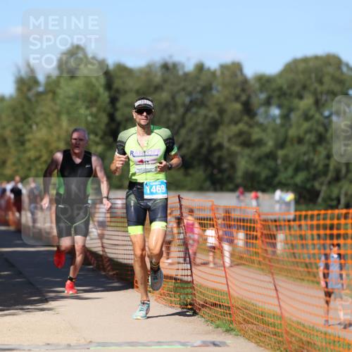 07.09.2025 - 19. Norderstedt Triathlon Michael Strokosch http://msf.ph/oto/8822936 07.09.2025 15:13:37 Laufen 391, 1457, 1469 meine-sportfotos.de