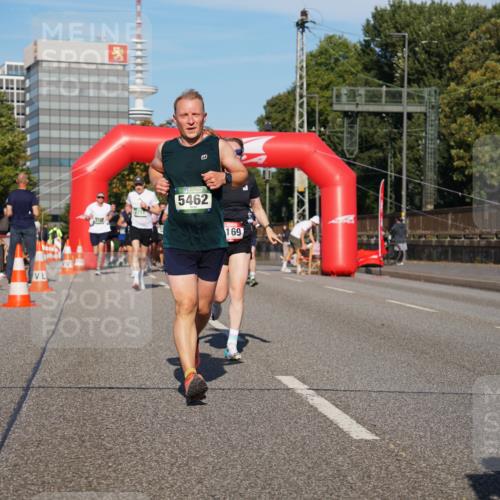 07.09.2025 - BARMER Alsterlauf Yannick Fuchs http://msf.ph/oto/8822975 07.09.2025 09:47:17 Laufen 2751, 5462, 169 meine-sportfotos.de