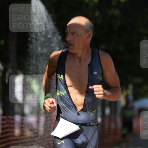 07.09.2025 - 19. Norderstedt Triathlon Michael Strokosch http://msf.ph/oto/8822990 07.09.2025 15:13:47 Laufen 986, 1457 meine-sportfotos.de