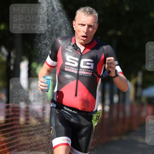 07.09.2025 - 19. Norderstedt Triathlon Michael Strokosch http://msf.ph/oto/8823026 07.09.2025 15:13:55 Laufen 986, 1466 meine-sportfotos.de