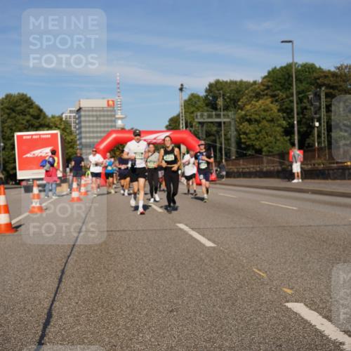 07.09.2025 - BARMER Alsterlauf Yannick Fuchs http://msf.ph/oto/8823040 07.09.2025 09:47:21 Laufen 4014 meine-sportfotos.de