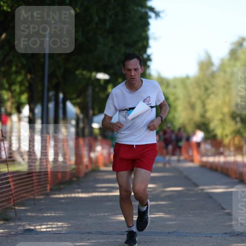 07.09.2025 - 19. Norderstedt Triathlon Michael Strokosch http://msf.ph/oto/8823073 07.09.2025 16:08:17 Laufen  meine-sportfotos.de