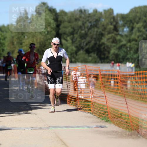 07.09.2025 - 19. Norderstedt Triathlon Michael Strokosch http://msf.ph/oto/8823078 07.09.2025 15:14:10 Laufen 361, 366, 976 meine-sportfotos.de