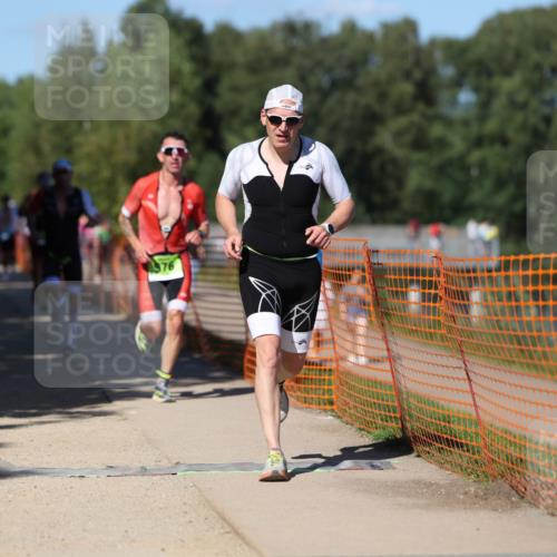 07.09.2025 - 19. Norderstedt Triathlon Michael Strokosch http://msf.ph/oto/8823089 07.09.2025 15:14:11 Laufen 361, 976 meine-sportfotos.de