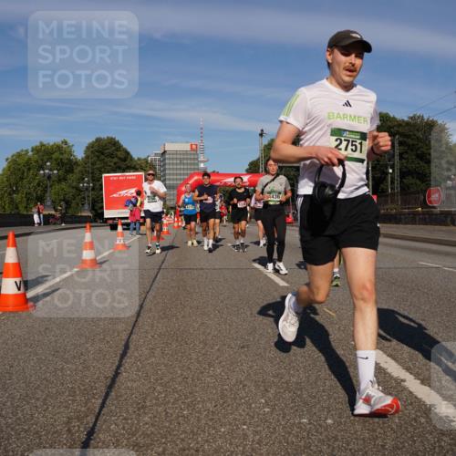 07.09.2025 - BARMER Alsterlauf Yannick Fuchs http://msf.ph/oto/8823098 07.09.2025 09:47:24 Laufen 6215, 436, 2751, 4014 meine-sportfotos.de
