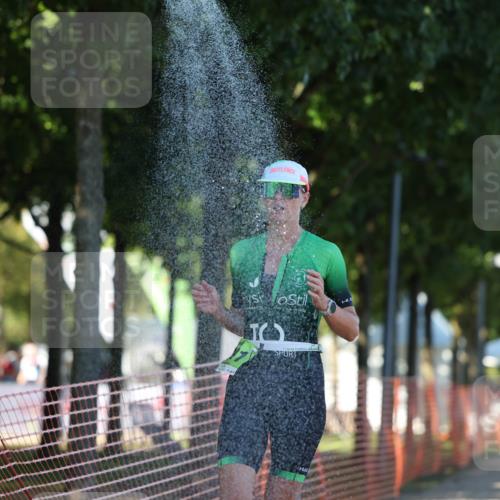 07.09.2025 - 19. Norderstedt Triathlon Michael Strokosch http://msf.ph/oto/8823129 07.09.2025 16:08:35 Laufen 439, 505, 953, 1491 meine-sportfotos.de