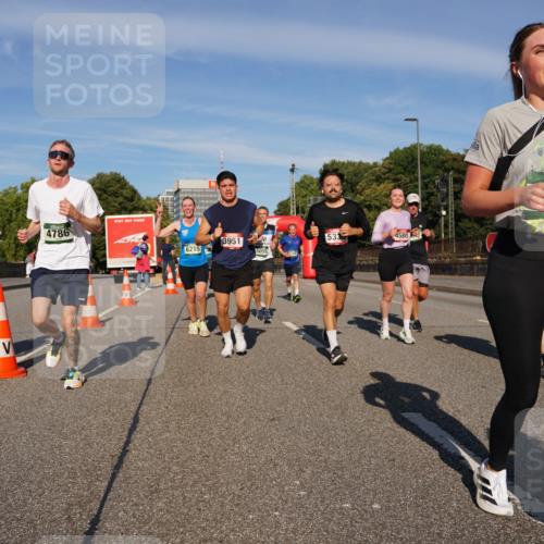 07.09.2025 - BARMER Alsterlauf Yannick Fuchs http://msf.ph/oto/8823144 07.09.2025 09:47:26 Laufen 4786, 3951, 533, 4580, 6215, 5055, 10, 36, 36 meine-sportfotos.de
