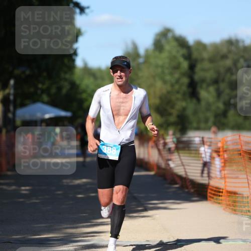 07.09.2025 - 19. Norderstedt Triathlon Michael Strokosch http://msf.ph/oto/8823153 07.09.2025 15:14:23 Laufen 1017, 1401 meine-sportfotos.de