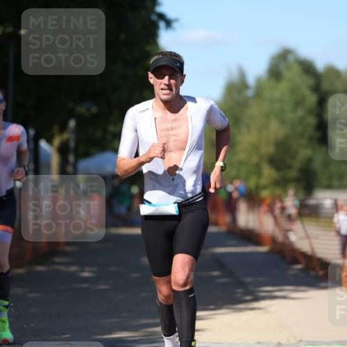 07.09.2025 - 19. Norderstedt Triathlon Michael Strokosch http://msf.ph/oto/8823157 07.09.2025 15:14:24 Laufen 1017, 1401 meine-sportfotos.de