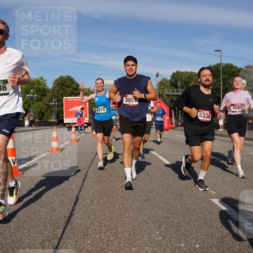 07.09.2025 - BARMER Alsterlauf Yannick Fuchs http://msf.ph/oto/8823158 07.09.2025 09:47:26 Laufen 4786, 6215, 3951, 4580, 5330 meine-sportfotos.de