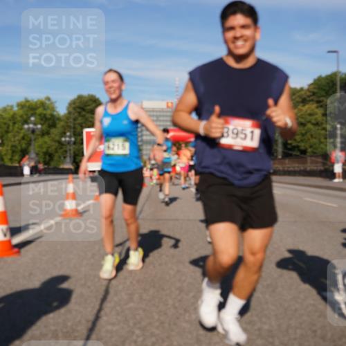 07.09.2025 - BARMER Alsterlauf Yannick Fuchs http://msf.ph/oto/8823168 07.09.2025 09:47:27 Laufen 6215, 8951 meine-sportfotos.de