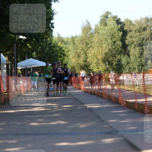 07.09.2025 - 19. Norderstedt Triathlon Michael Strokosch http://msf.ph/oto/8823178 07.09.2025 16:08:50 Laufen 534, 544, 949 meine-sportfotos.de