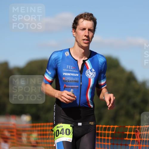 07.09.2025 - 19. Norderstedt Triathlon Michael Strokosch http://msf.ph/oto/8823190 07.09.2025 15:14:35 Laufen 1017, 1040 meine-sportfotos.de