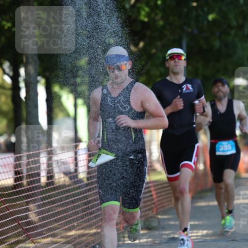 07.09.2025 - 19. Norderstedt Triathlon Michael Strokosch http://msf.ph/oto/8823203 07.09.2025 16:08:58 Laufen 534, 544 meine-sportfotos.de