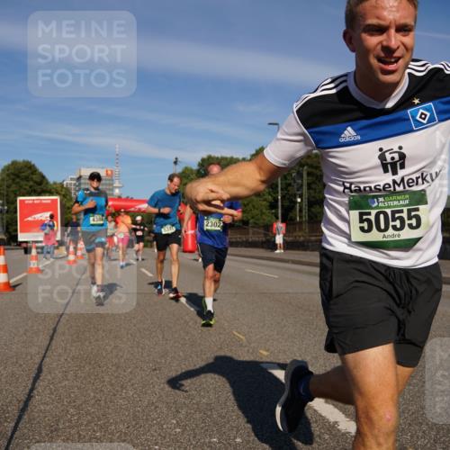 07.09.2025 - BARMER Alsterlauf Yannick Fuchs http://msf.ph/oto/8823216 07.09.2025 09:47:28 Laufen 4386, 5321, 2302, 36, 5055 meine-sportfotos.de