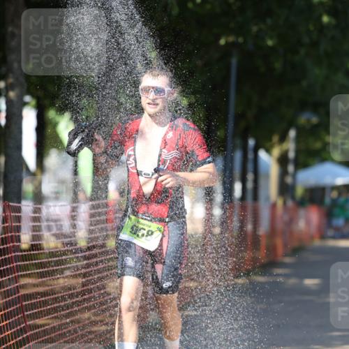 07.09.2025 - 19. Norderstedt Triathlon Michael Strokosch http://msf.ph/oto/8823233 07.09.2025 15:14:57 Laufen 958 meine-sportfotos.de
