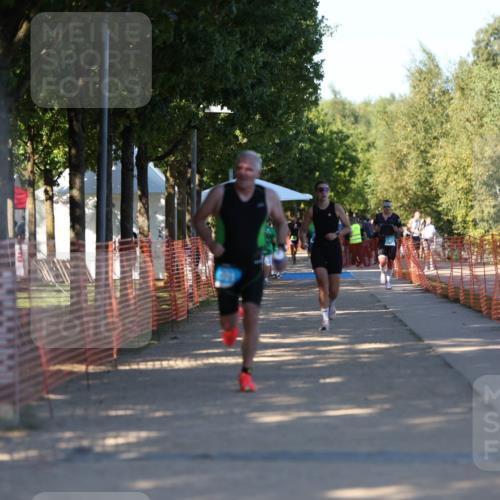 07.09.2025 - 19. Norderstedt Triathlon Michael Strokosch http://msf.ph/oto/8823250 07.09.2025 16:09:23 Laufen 1453 meine-sportfotos.de