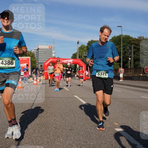 07.09.2025 - BARMER Alsterlauf Yannick Fuchs http://msf.ph/oto/8823256 07.09.2025 09:47:30 Laufen 4386, 307, 5321 meine-sportfotos.de