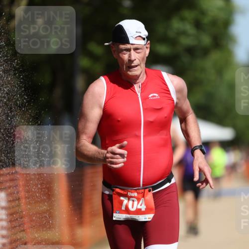07.09.2025 - 19. Norderstedt Triathlon Michael Strokosch http://msf.ph/oto/8823271 07.09.2025 12:14:06 Laufen 704, 1246, 1334 meine-sportfotos.de