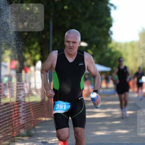 07.09.2025 - 19. Norderstedt Triathlon Michael Strokosch http://msf.ph/oto/8823274 07.09.2025 16:09:26 Laufen 1403, 1453 meine-sportfotos.de