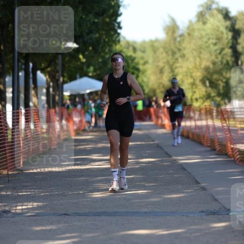 07.09.2025 - 19. Norderstedt Triathlon Michael Strokosch http://msf.ph/oto/8823290 07.09.2025 16:09:28 Laufen 1403, 1453 meine-sportfotos.de