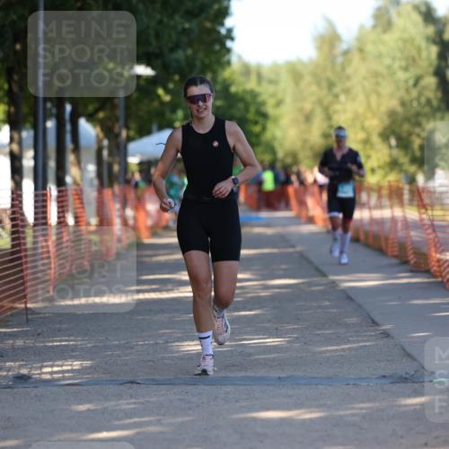 07.09.2025 - 19. Norderstedt Triathlon Michael Strokosch http://msf.ph/oto/8823302 07.09.2025 16:09:28 Laufen 1403, 1453 meine-sportfotos.de