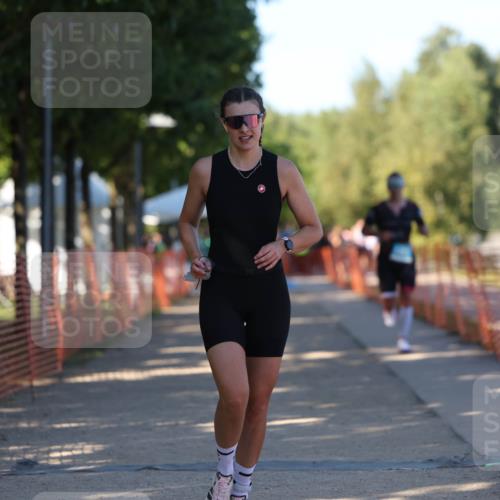 07.09.2025 - 19. Norderstedt Triathlon Michael Strokosch http://msf.ph/oto/8823320 07.09.2025 16:09:30 Laufen 1403, 1453 meine-sportfotos.de