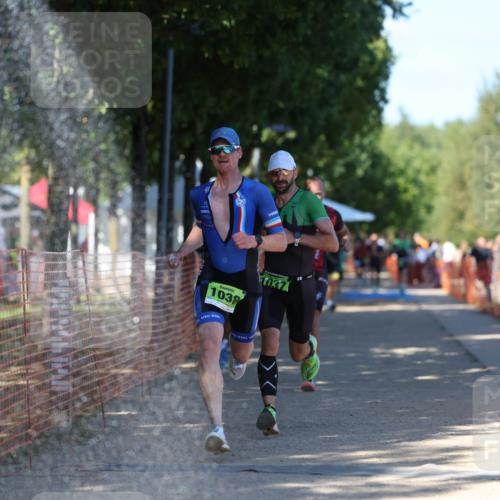 07.09.2025 - 19. Norderstedt Triathlon Michael Strokosch http://msf.ph/oto/8823352 07.09.2025 15:15:55 Laufen 964 meine-sportfotos.de