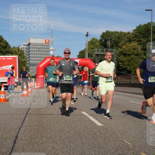 07.09.2025 - BARMER Alsterlauf Yannick Fuchs http://msf.ph/oto/8823354 07.09.2025 09:47:35 Laufen 2569, 5026, 8016, 6248 meine-sportfotos.de