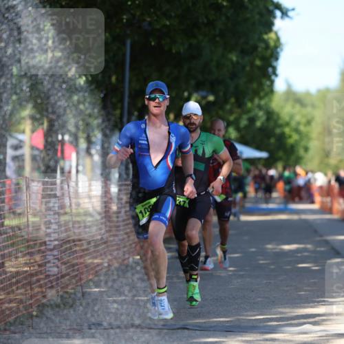 07.09.2025 - 19. Norderstedt Triathlon Michael Strokosch http://msf.ph/oto/8823360 07.09.2025 15:15:56 Laufen 964 meine-sportfotos.de