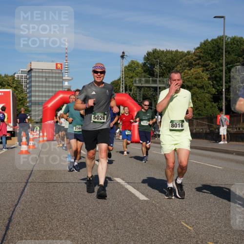 07.09.2025 - BARMER Alsterlauf Yannick Fuchs http://msf.ph/oto/8823367 07.09.2025 09:47:36 Laufen 2569, 5026, 5535, 8016, 48 meine-sportfotos.de
