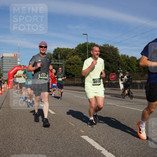 07.09.2025 - BARMER Alsterlauf Yannick Fuchs http://msf.ph/oto/8823375 07.09.2025 09:47:37 Laufen 256, 5026, 5535, 8016, 6248 meine-sportfotos.de