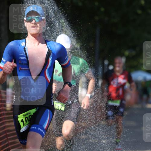 07.09.2025 - 19. Norderstedt Triathlon Michael Strokosch http://msf.ph/oto/8823385 07.09.2025 15:15:57 Laufen 964 meine-sportfotos.de