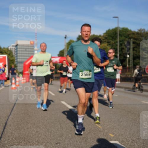 07.09.2025 - BARMER Alsterlauf Yannick Fuchs http://msf.ph/oto/8823400 07.09.2025 09:47:38 Laufen 799, 2569 meine-sportfotos.de
