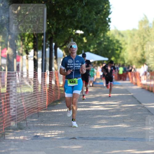 07.09.2025 - 19. Norderstedt Triathlon Michael Strokosch http://msf.ph/oto/8823452 07.09.2025 16:09:52 Laufen 442, 525, 546, 549 meine-sportfotos.de