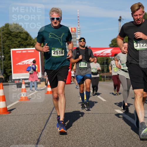 07.09.2025 - BARMER Alsterlauf Yannick Fuchs http://msf.ph/oto/8823489 07.09.2025 09:47:44 Laufen 2516, 8159, 80, 2419, 3122, 6079 meine-sportfotos.de