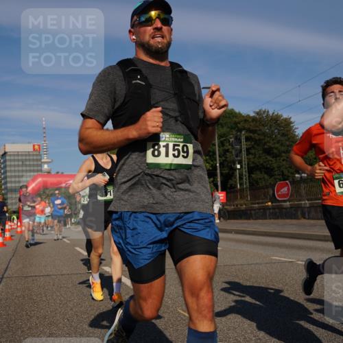 07.09.2025 - BARMER Alsterlauf Yannick Fuchs http://msf.ph/oto/8823541 07.09.2025 09:47:46 Laufen 24, 36, 8159, 606, 36, 8095 meine-sportfotos.de