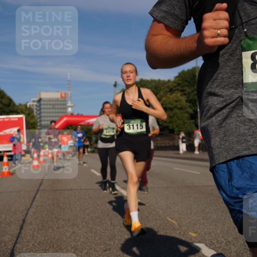 07.09.2025 - BARMER Alsterlauf Yannick Fuchs http://msf.ph/oto/8823553 07.09.2025 09:47:47 Laufen 140, 2416, 3115, 36, 8159 meine-sportfotos.de