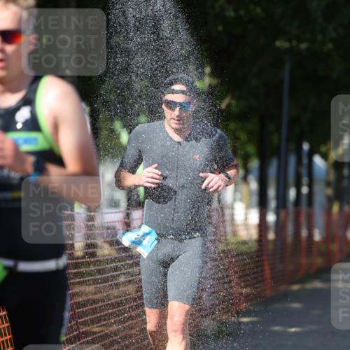 07.09.2025 - 19. Norderstedt Triathlon Michael Strokosch http://msf.ph/oto/8823555 07.09.2025 15:16:37 Laufen 394, 993 meine-sportfotos.de