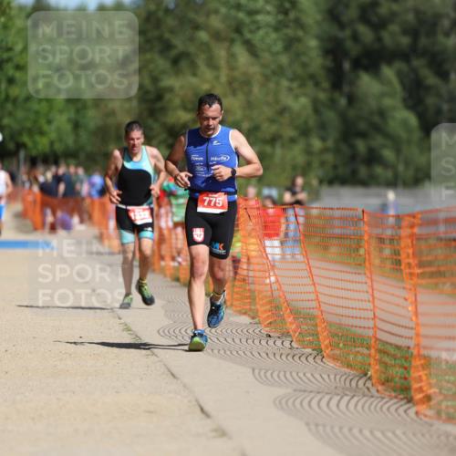 07.09.2025 - 19. Norderstedt Triathlon Michael Strokosch http://msf.ph/oto/8823557 07.09.2025 12:14:36 Laufen 775, 1332 meine-sportfotos.de