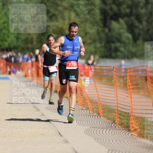 07.09.2025 - 19. Norderstedt Triathlon Michael Strokosch http://msf.ph/oto/8823580 07.09.2025 12:14:37 Laufen 775, 1332 meine-sportfotos.de